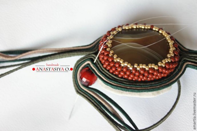 Создание шикарного сутажного браслета с агатом: часть 1