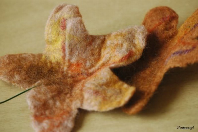 ​Мастер-класс по осенним листьям в технике валяния: часть 3