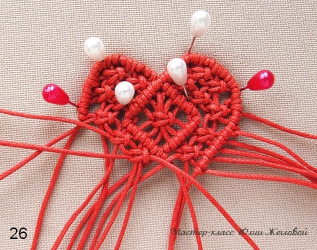 ​Плетёное сердечко в технике макраме: часть 3