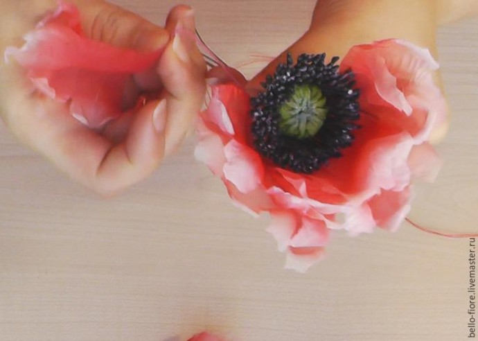 Создаем мак "Strawberry Dessert" из шелка: часть 2