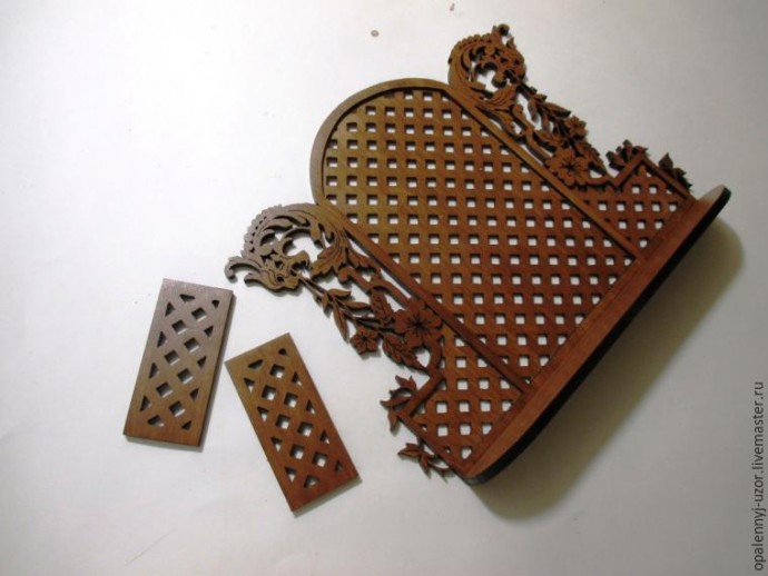 Изготавливаем ажурную настенную полочку: часть 3