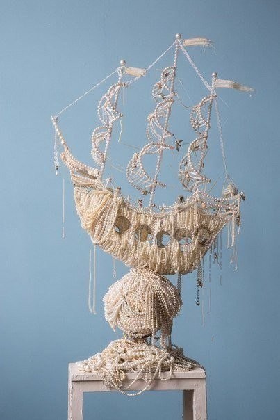 ​Корабли из жемчужных ожерелий: тончайшая работа