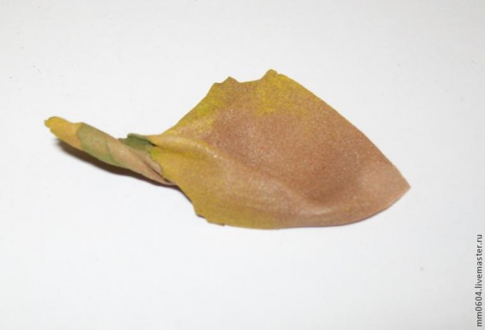 Создаем цветок из листьев: часть 2