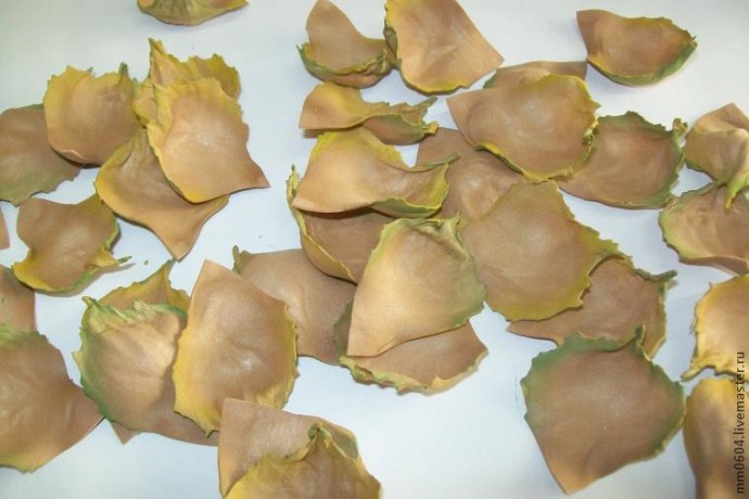 Создаем цветок из листьев: часть 2