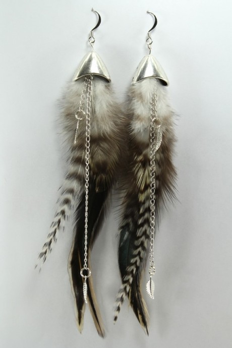 Серьги из перьев
