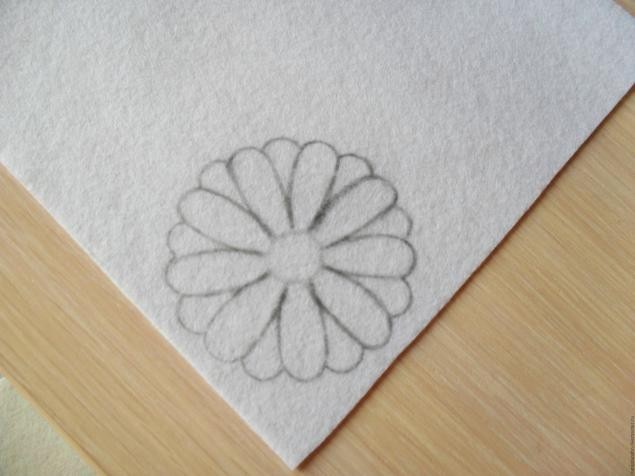 ​Мастер-класс по созданию вышитой бисером броши "Нео-цветок": часть 1