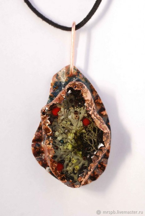 ​Делаем кулон из меди с заливкой ювелирной смолой: часть 3