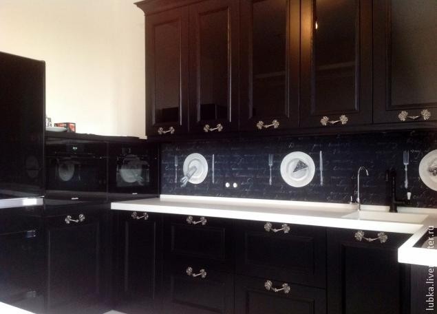 ​Роспись скинали кухни "Черно-белая графика": часть 3