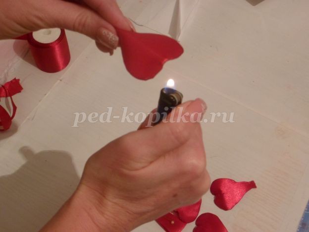 ​Пионы из атласных лент: часть 1