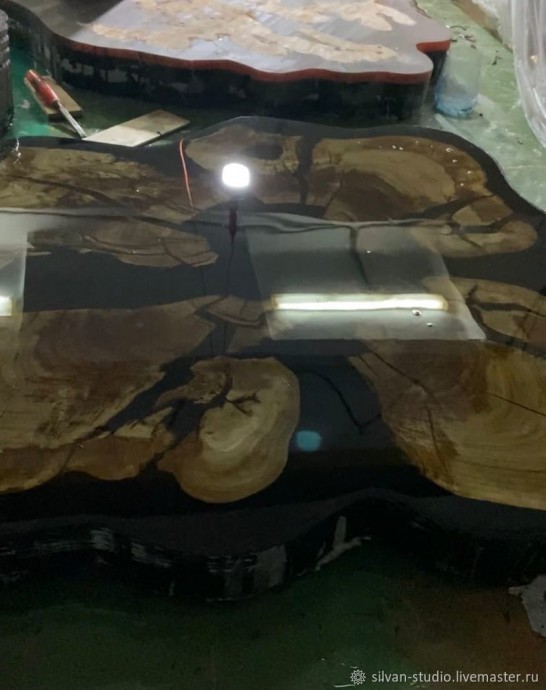 Создаём стол "Butterfly" в стиле бионики