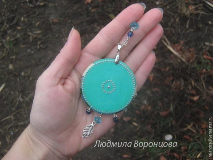 Создание кулона с росписью "Снегирь": часть 2