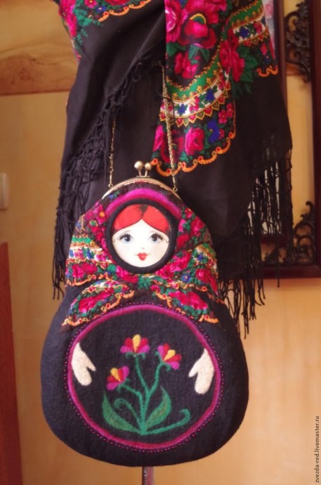 Мастер-класс по валянию сумки "Матрёнушка" с использованием платка: часть 3