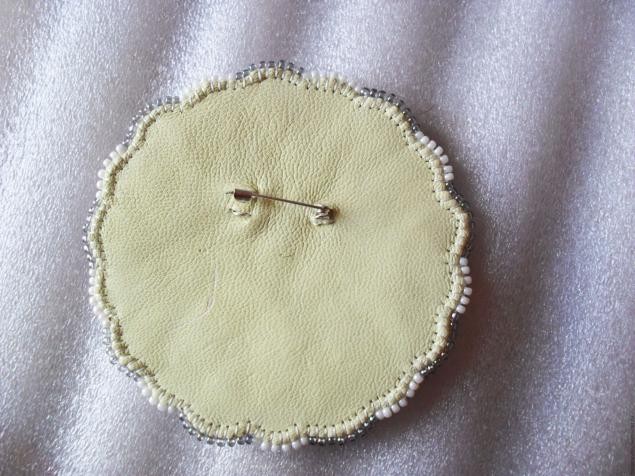 Мастер-класс по созданию вышитой бисером броши "Нео-цветок": часть 6