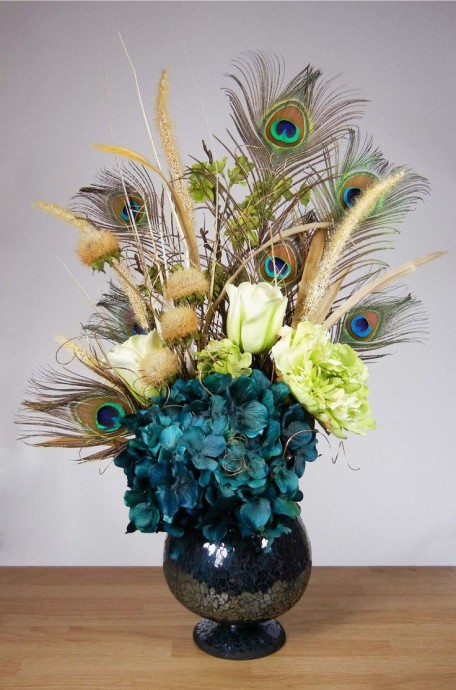 ​Композиции из перьев