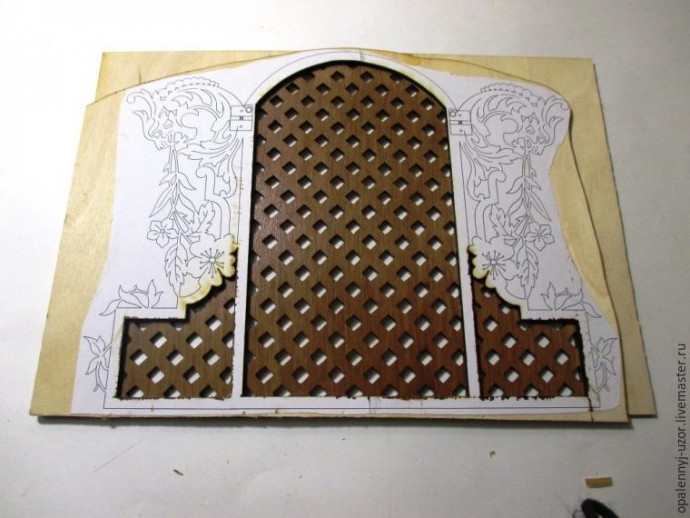 Изготавливаем ажурную настенную полочку: часть 2