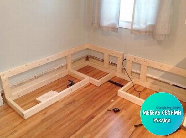 Угловая скамейка на кухню