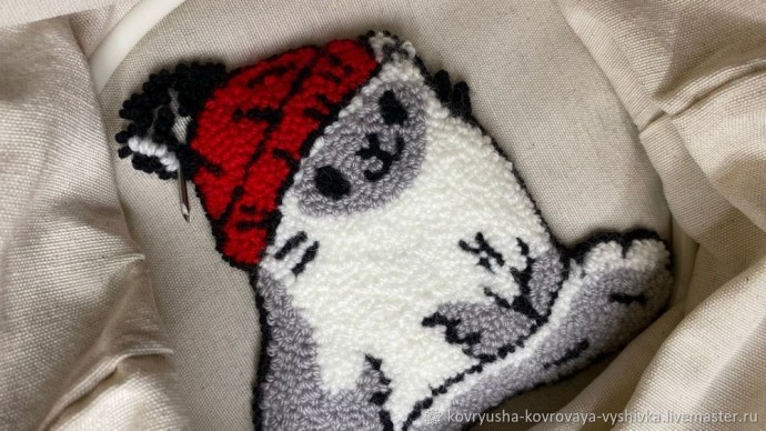 Шоппер с котиком в технике ковровой вышивки: мастер-класс, часть 2