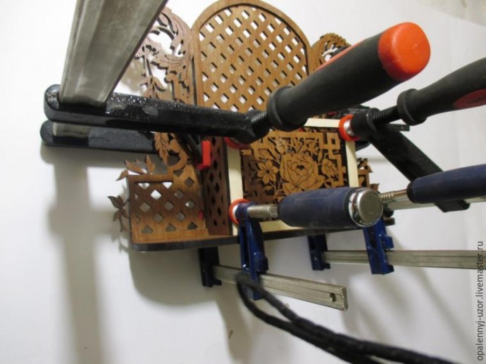 Изготавливаем ажурную настенную полочку: часть 3