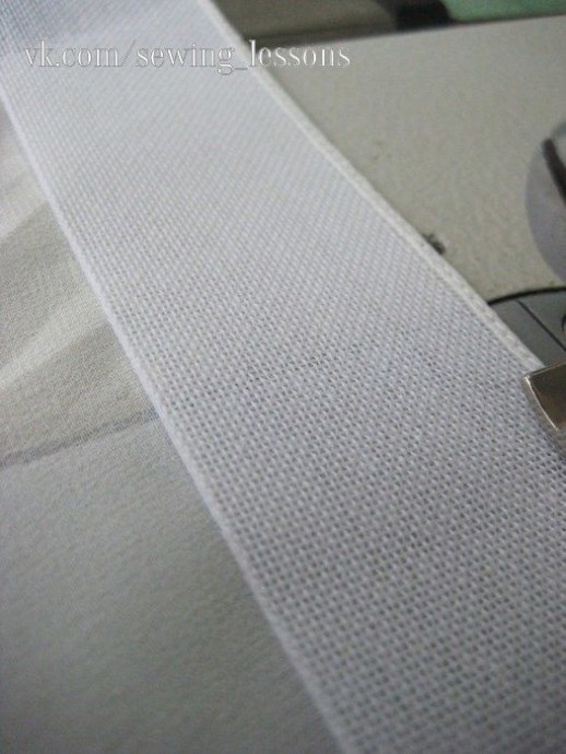 Узкая подгибка на тонкой ткани: мастер-класс