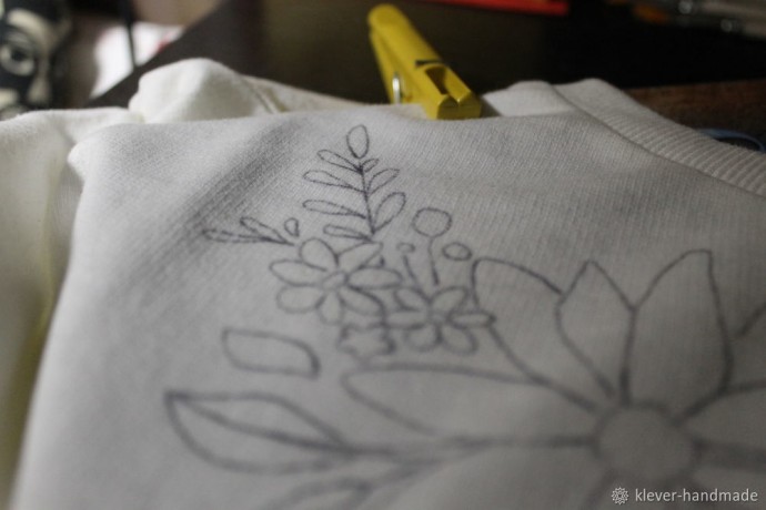 Расписываем одежду красками по ткани: часть 2