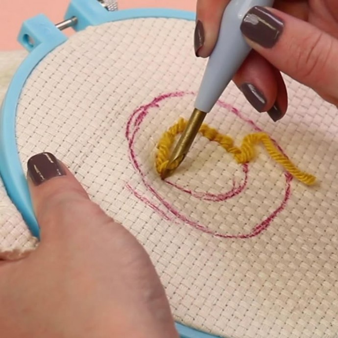 Ковровая вышивка с помощью пунч-иглы