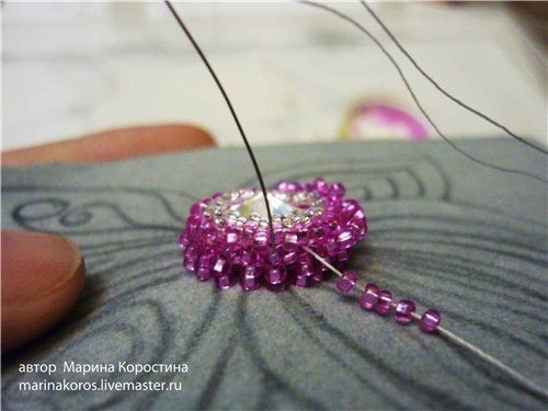 Вышиваем бисером колье с цветком: часть 1