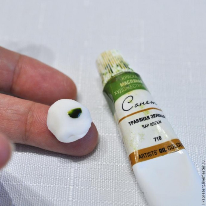 Лепим веточку калины из полимерной глины и холодного фарфора: часть 1