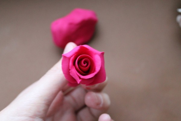 ​Мастерим сердце из роз: часть 2