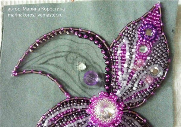 Вышиваем бисером колье с цветком: часть 2