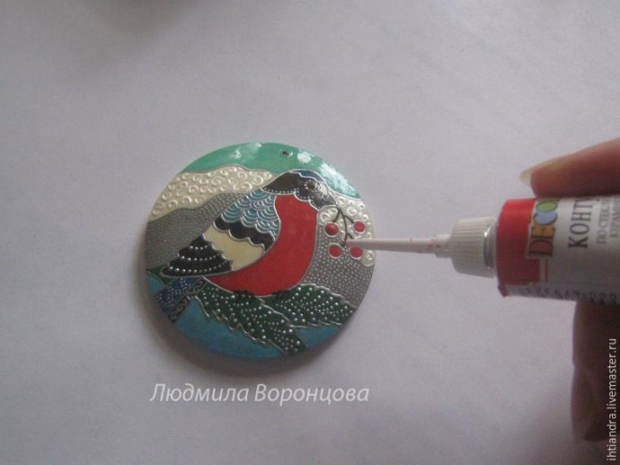 Создание кулона с росписью "Снегирь": часть 2