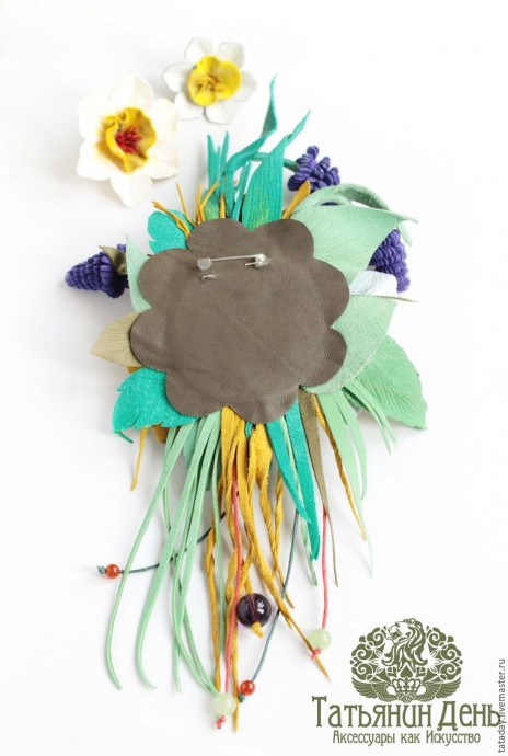 ​Делаем брошь из кожи "Прекрасный букет" с нарциссом и гиацинтом: часть 4