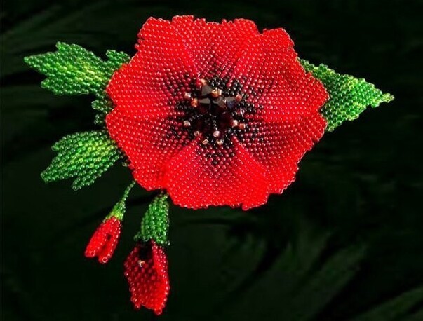 Плетём цветок мака из бисера