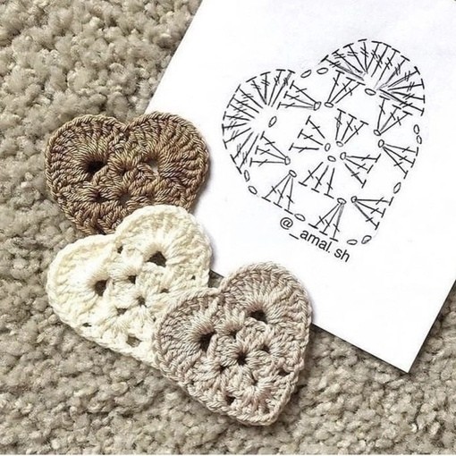 ​Вязаные аппликации