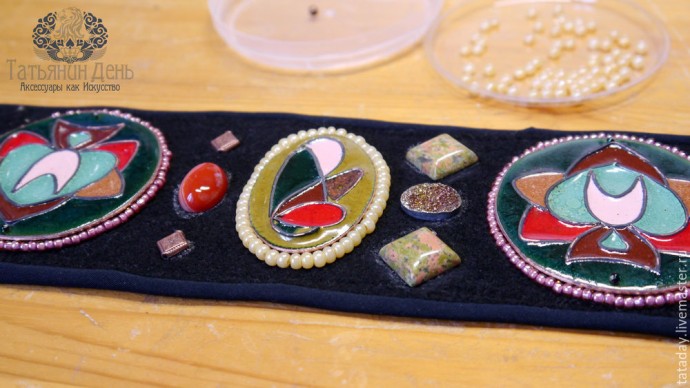 Создаем пояс с бисерной вышивкой: часть 2