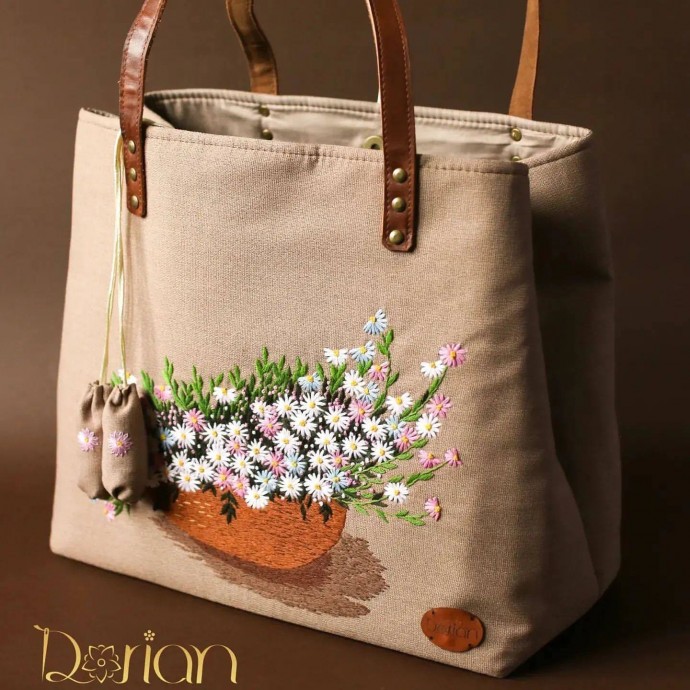 Вышивка на сумках: идеи для вдохновенного творчества