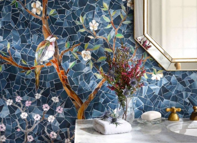 ​Мозаика из стекла и плитки