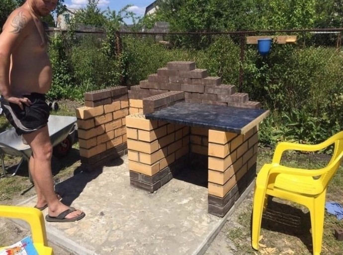​Мангал из огнеупорных кирпичей