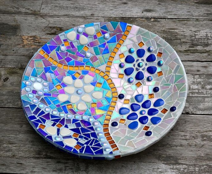 ​Мозаика из стекла и плитки