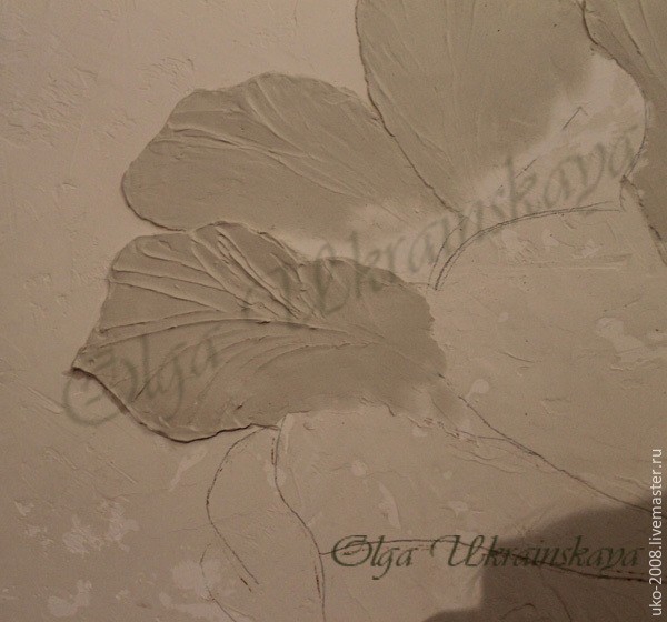 Делаем барельеф с лилиями на стене: часть 1