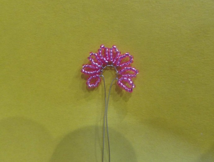 Очиток из бисера