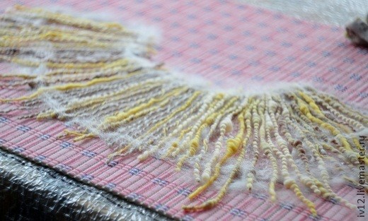 Пелерина валяная из фактурной пряжи: часть 2