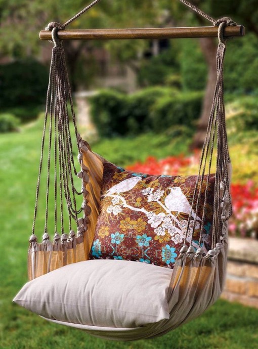 ​Дачные качели: виды, установка, меры предосторожности