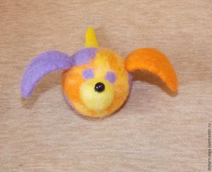 Позитивный пёс Шарик, выполненный в технике сухого и мокрого валяния: часть 3