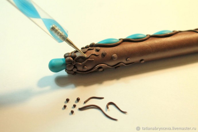 Делаем красивую ручку из полимерной глины