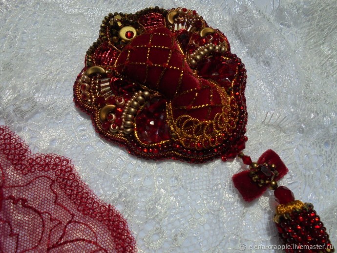 Создаем брошь "Королевский каприз": часть 2