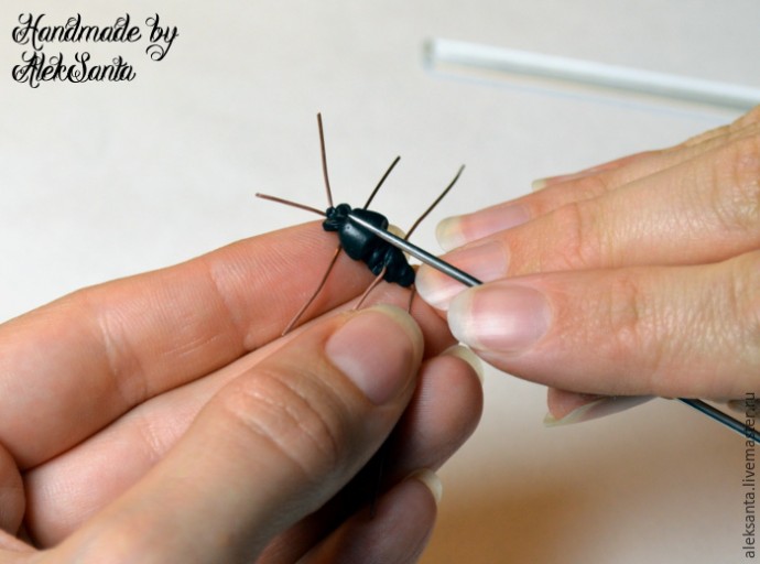 Жук из запекаемой полимерной глины: мастер-класс, часть 2