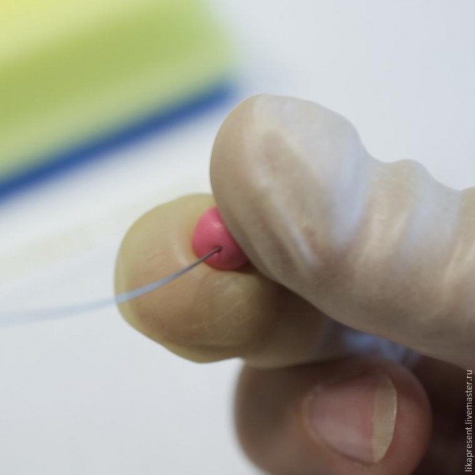 Лепим веточку калины из полимерной глины и холодного фарфора: часть 1