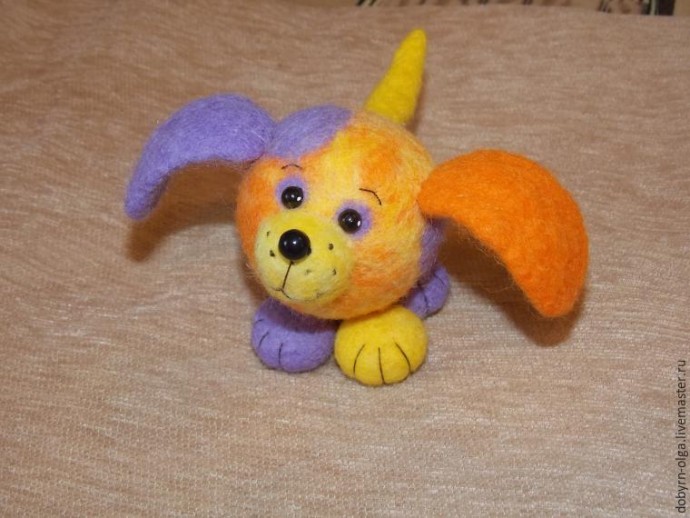 Позитивный пёс Шарик, выполненный в технике сухого и мокрого валяния: часть 3