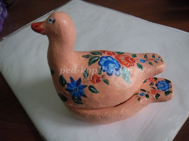 ​Шкатулочка из глины в виде утёнка: часть 4