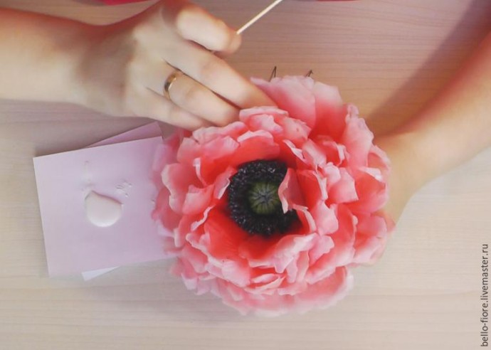 Создаем мак "Strawberry Dessert" из шелка: часть 3